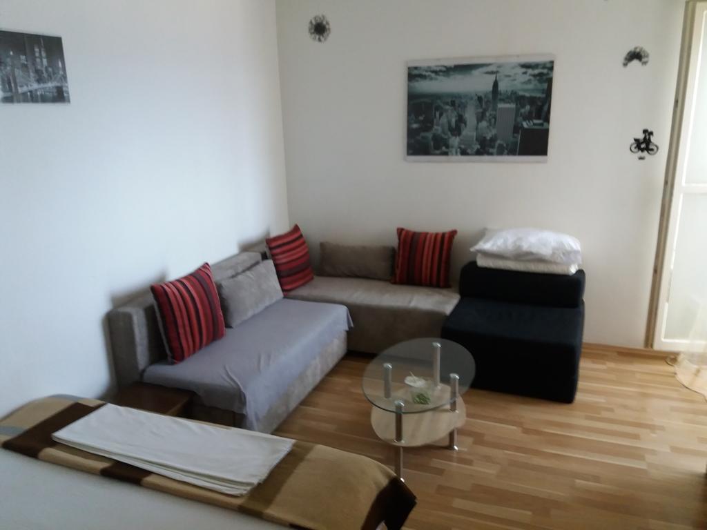 Studio Apartment Ema Split Exterior photo